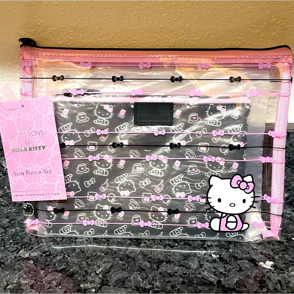 Hello Kitty Slim Pouch Set